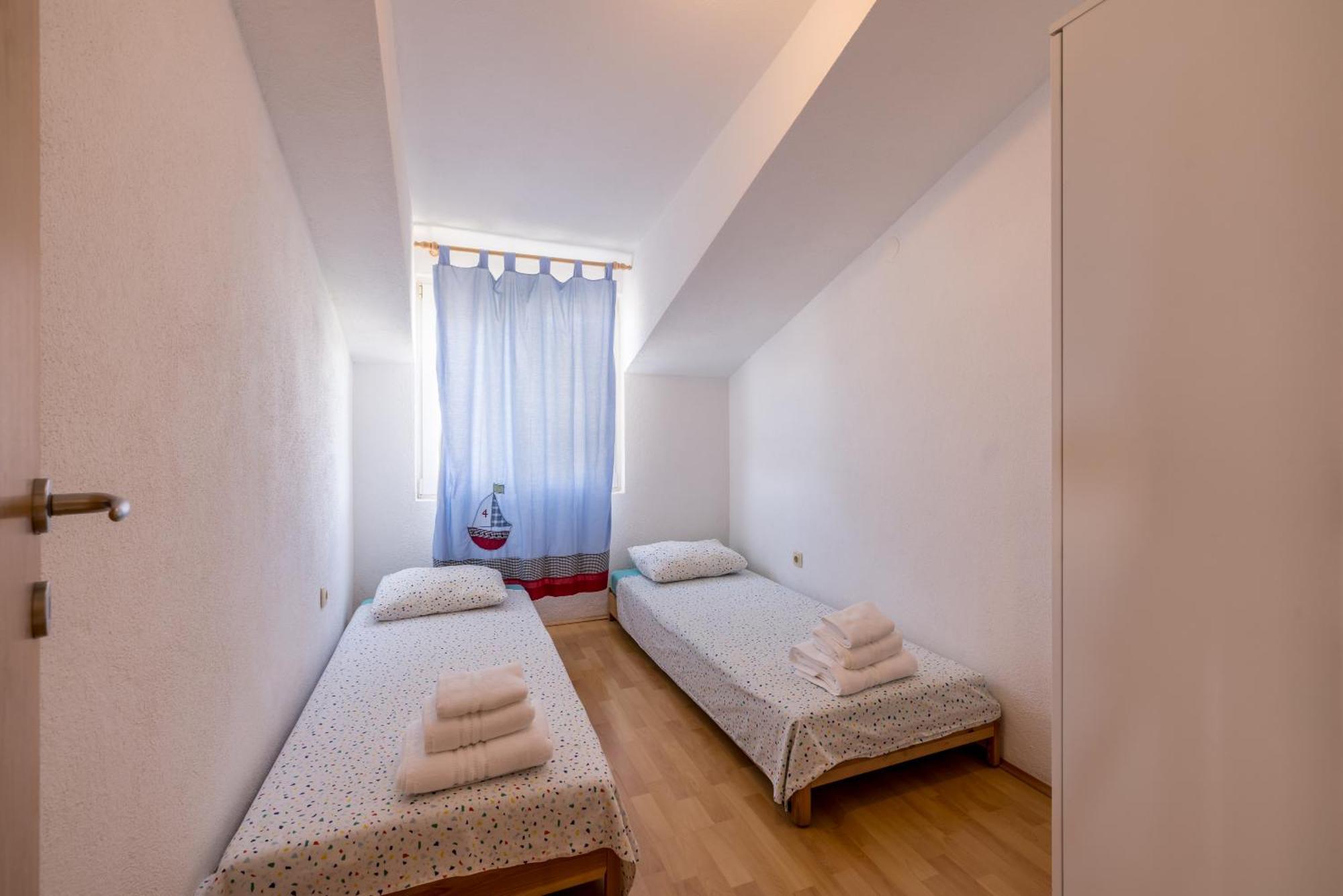 טרוגיר Holiday Home Krishto מראה חיצוני תמונה
