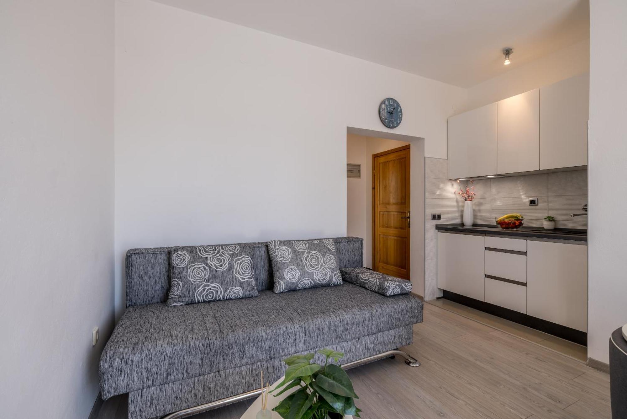 טרוגיר Holiday Home Krishto מראה חיצוני תמונה