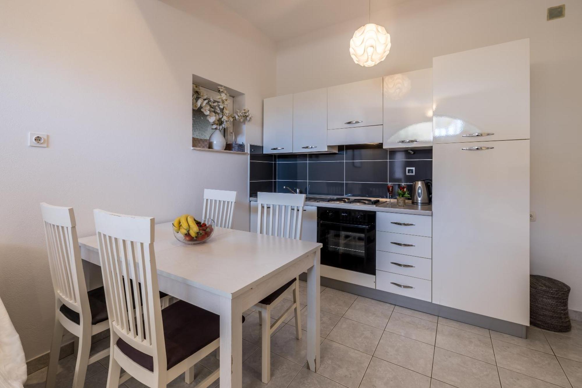 טרוגיר Holiday Home Krishto מראה חיצוני תמונה