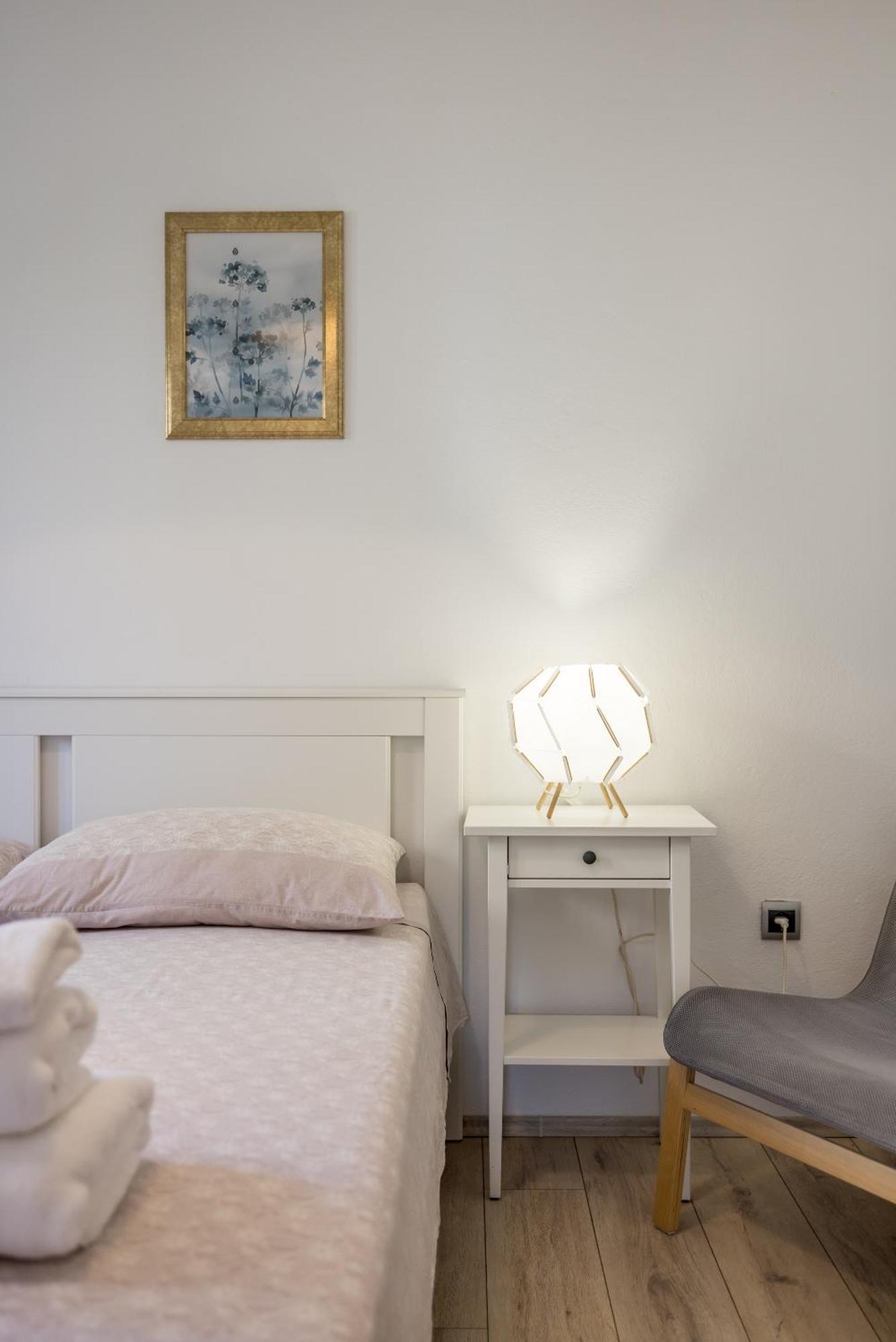 טרוגיר Holiday Home Krishto מראה חיצוני תמונה