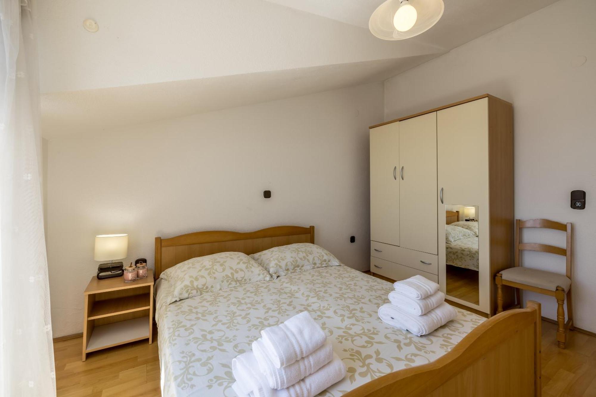 טרוגיר Holiday Home Krishto מראה חיצוני תמונה