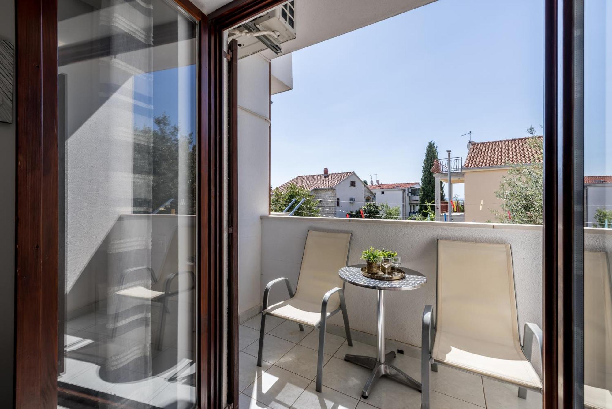 טרוגיר Holiday Home Krishto מראה חיצוני תמונה